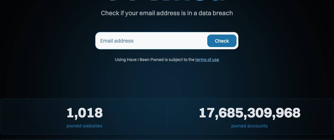 Page de recherche Have I Been Pwned, avec le nombre de sites et de comptes compromis référencés
